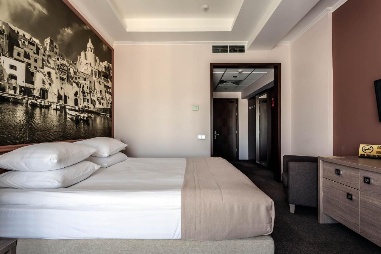 Rius Hotel Lvov Exteriér fotografie