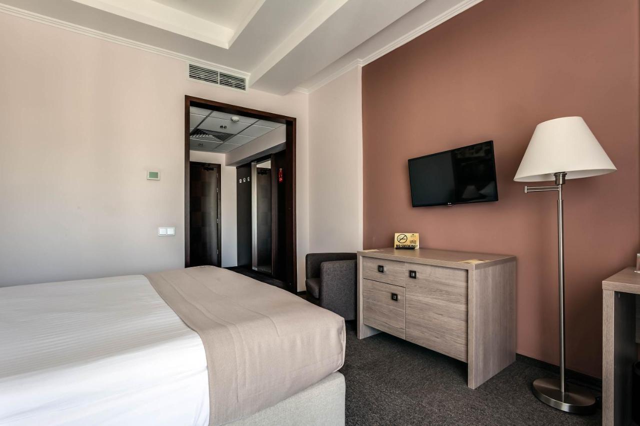 Rius Hotel Lvov Exteriér fotografie